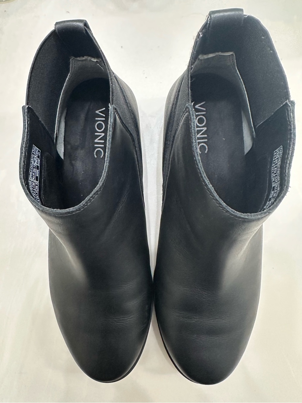 Vionic Boots Black Slip-On Leather Ankle Boot High Arch 9.5
